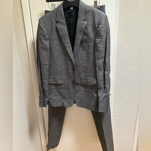 Men’s Burberry London Full Suit 46/48